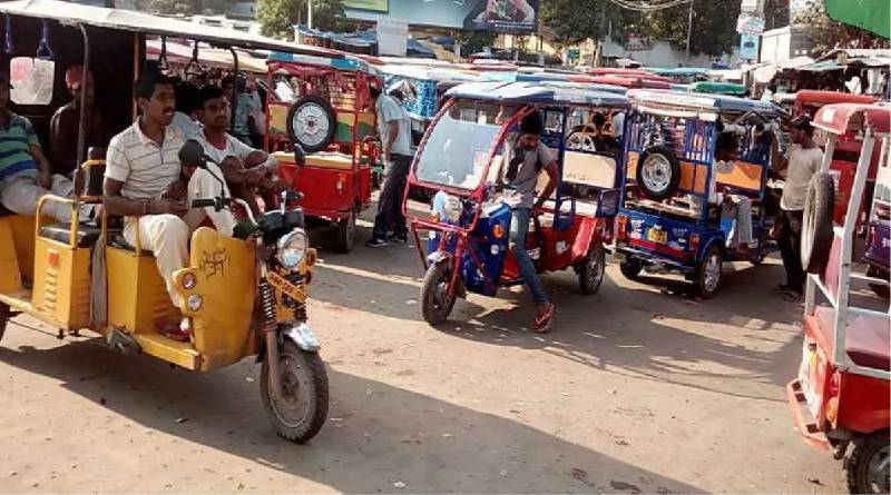 Varanasi : एक बार फिर चार जोन में बांटा गया E-Rickshaw का संचालन, क्या मिलेगी शहर को जाम से मुक्ति ?