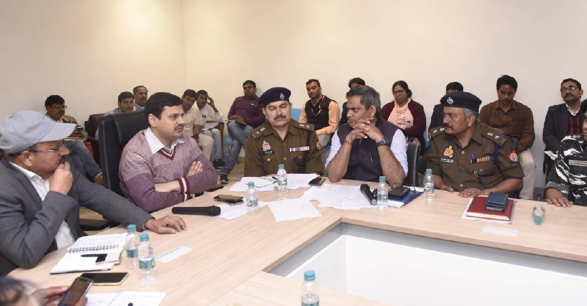 Commissioner Kaushal Sharma held an important meeting at Srikashi Vishwanath Dham