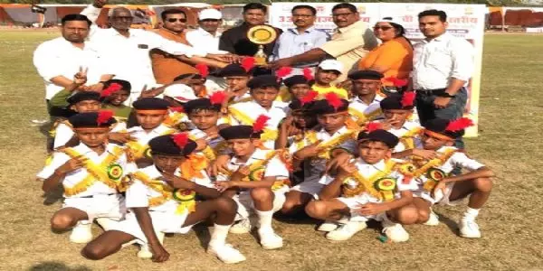 प्रयागराज के उरुवा ब्लॉक की पीटी टीम पुनः प्रदेश में चैम्पियन