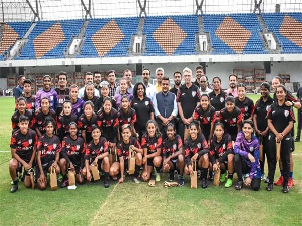 हमारा उद्देश्य राष्ट्रीय फुटबॉल टीम को सर्वश्रेष्ठ सुविधाएं मुहैया कराना: गुजरात के खेल मंत्री हर्ष सांघवी