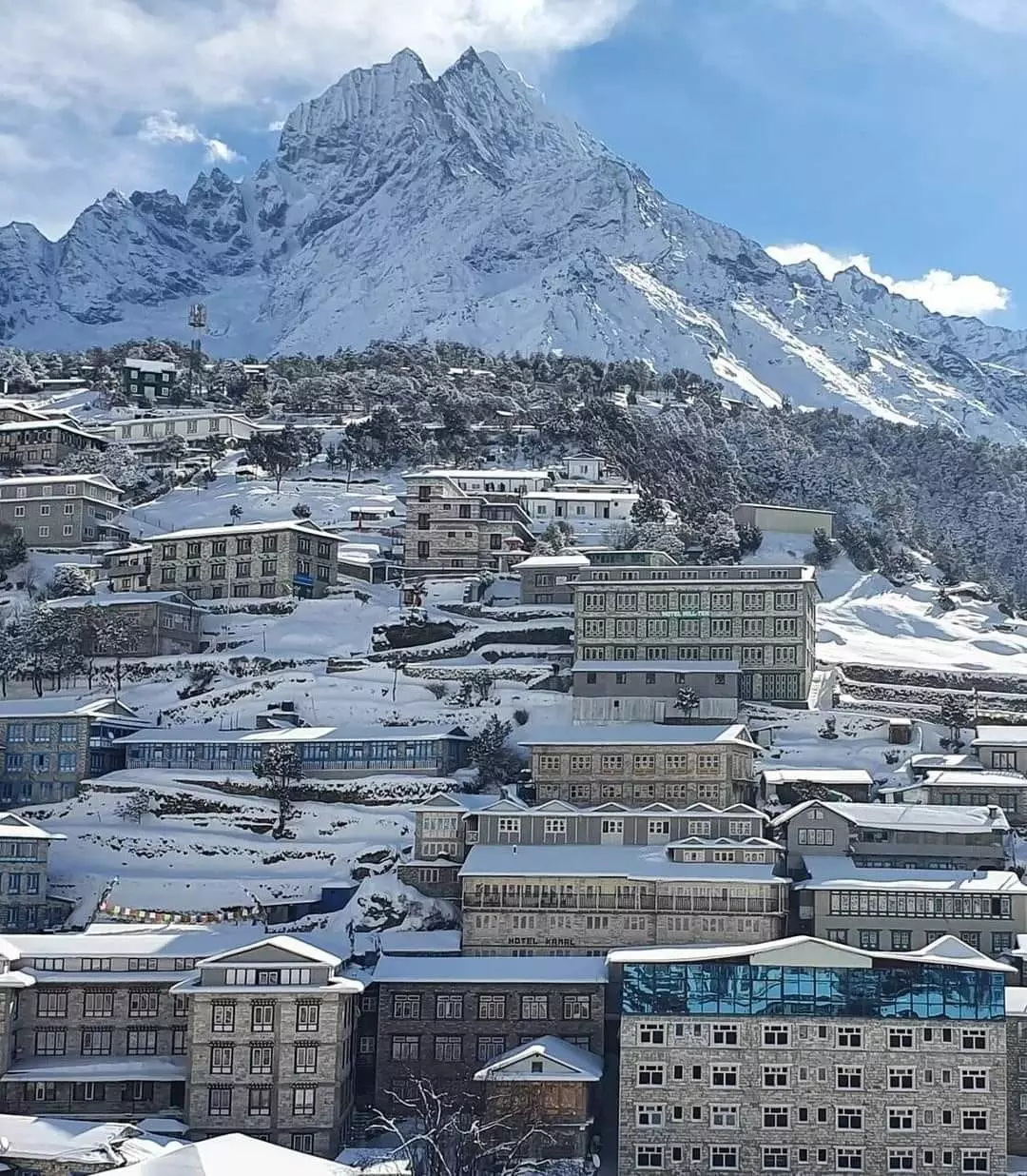 नेपाल के पर्वतीय जिलों में बारिश-बर्फबारी से जनजीवन प्रभावित