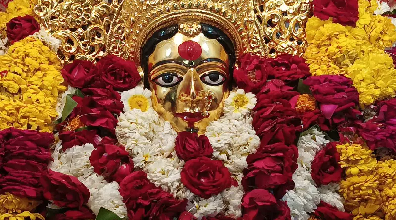 चैत्र नवरात्रि : दूसरे दिन है ब्रह्माचारिणी देवी के दर्शन का विधान, गंगा किनारे ब्रह्माघाट पर स्थित है मां का अतिप्राचीन मंदिर