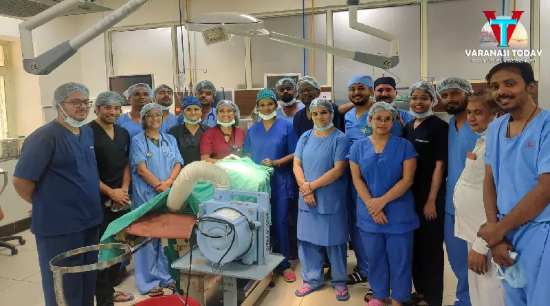 OMG! 14 दिन के बच्चे के पेट में मिले तीन भ्रूण, BHU के 7 डॅाक्टरों की टीम ने ऑपरेशन कर निकाला बाहर