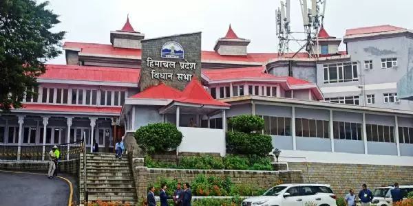 हिमाचल : विधानसभा में केन्द्र से राज्य का 50 हजार करो़ड़ कर्ज माफ करने की उठी मांग