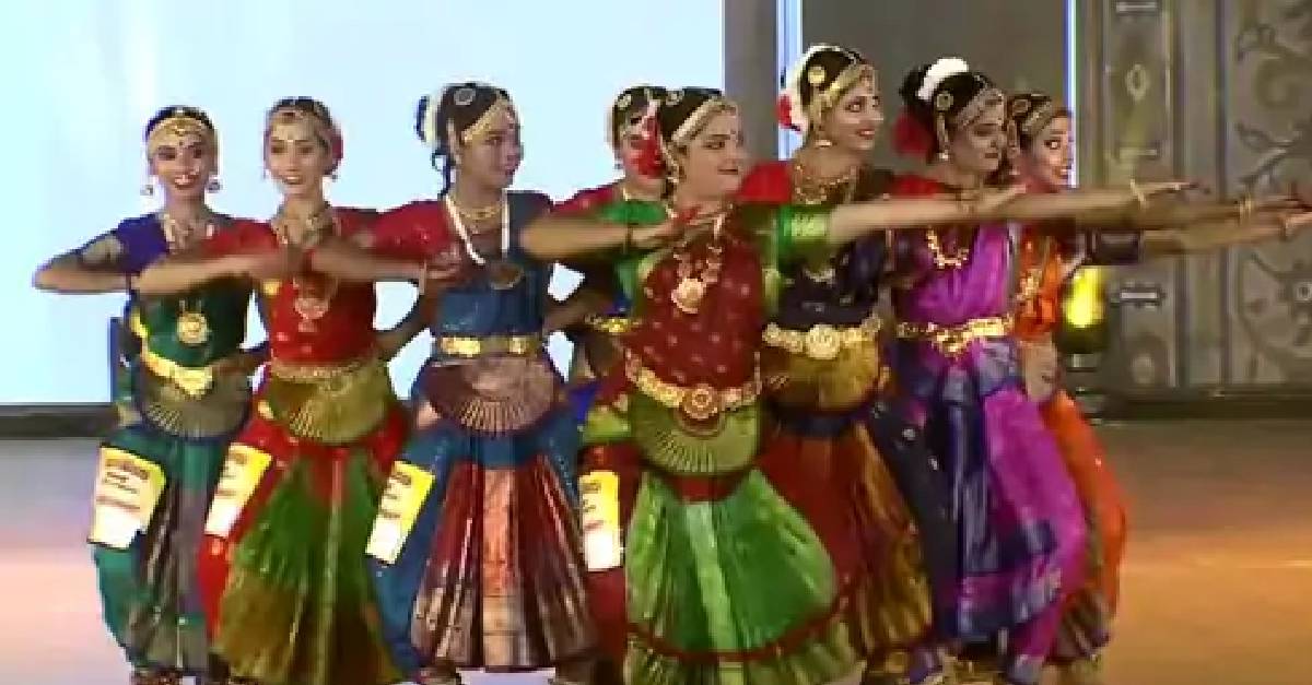 8 girl students of Kashi Hindu University will perform Bharatnatyam on Rajpath